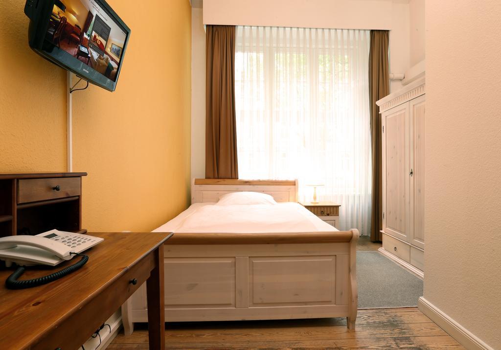 Hotel Amsterdam Hamburg Phòng bức ảnh